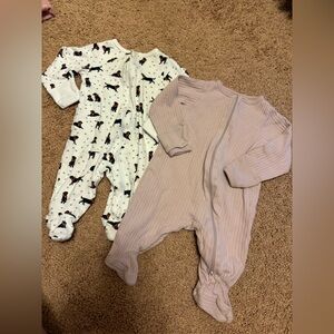 2 Wonder Nation Kids Footies - White with Black and Purple